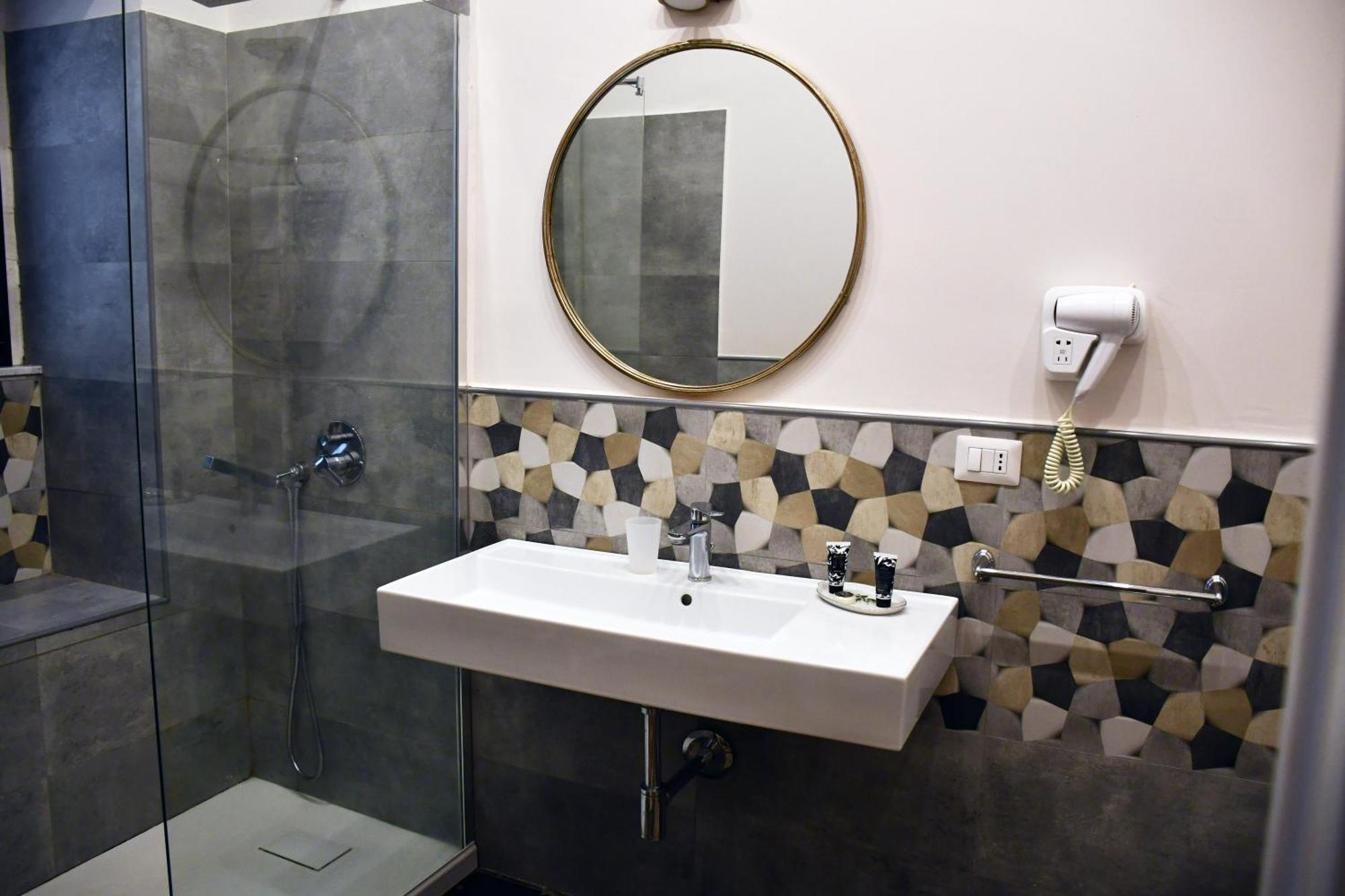 B&B Romeo Luxury Rooms Катания Экстерьер фото