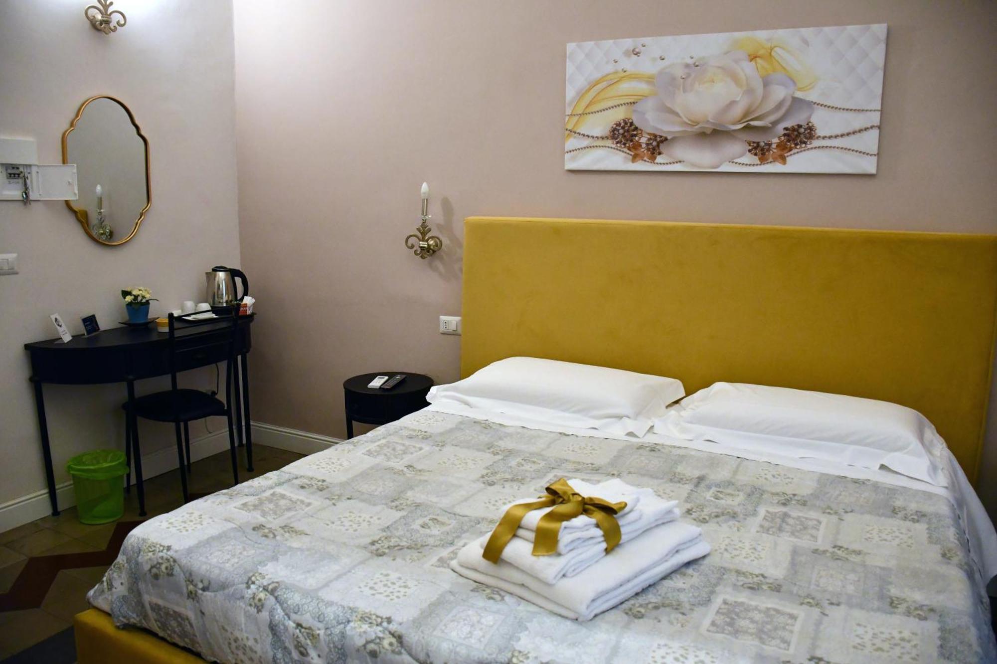 B&B Romeo Luxury Rooms Катания Экстерьер фото